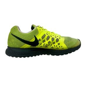 Nike Air Zoom Pegasus 31 Sneakers Men's Sz 9 1/2 Yellow 5,7,5:J.4.2
